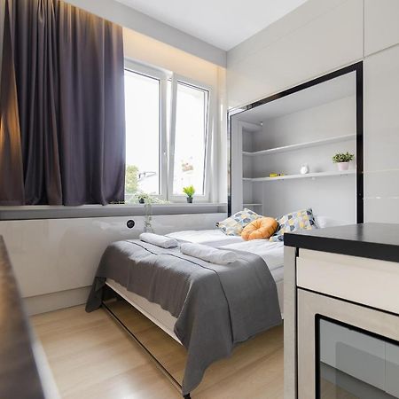 Shortstaypoland Kaliska Varsavia Esterno foto